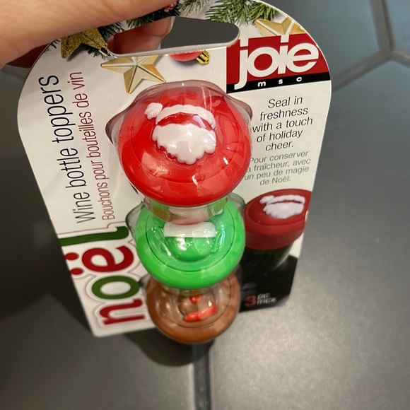 ☀️ 3/$15 ☀️ NWT Wine bottle toppers - Picture 3 of 3